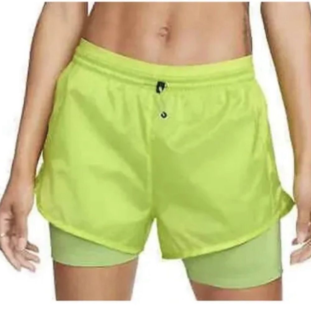 - Nike Icon Clash Tempo Luxe Green Running Shorts Size XS